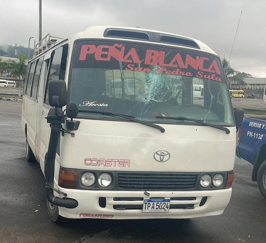 conductores son detenidos por pleito de ruta 
