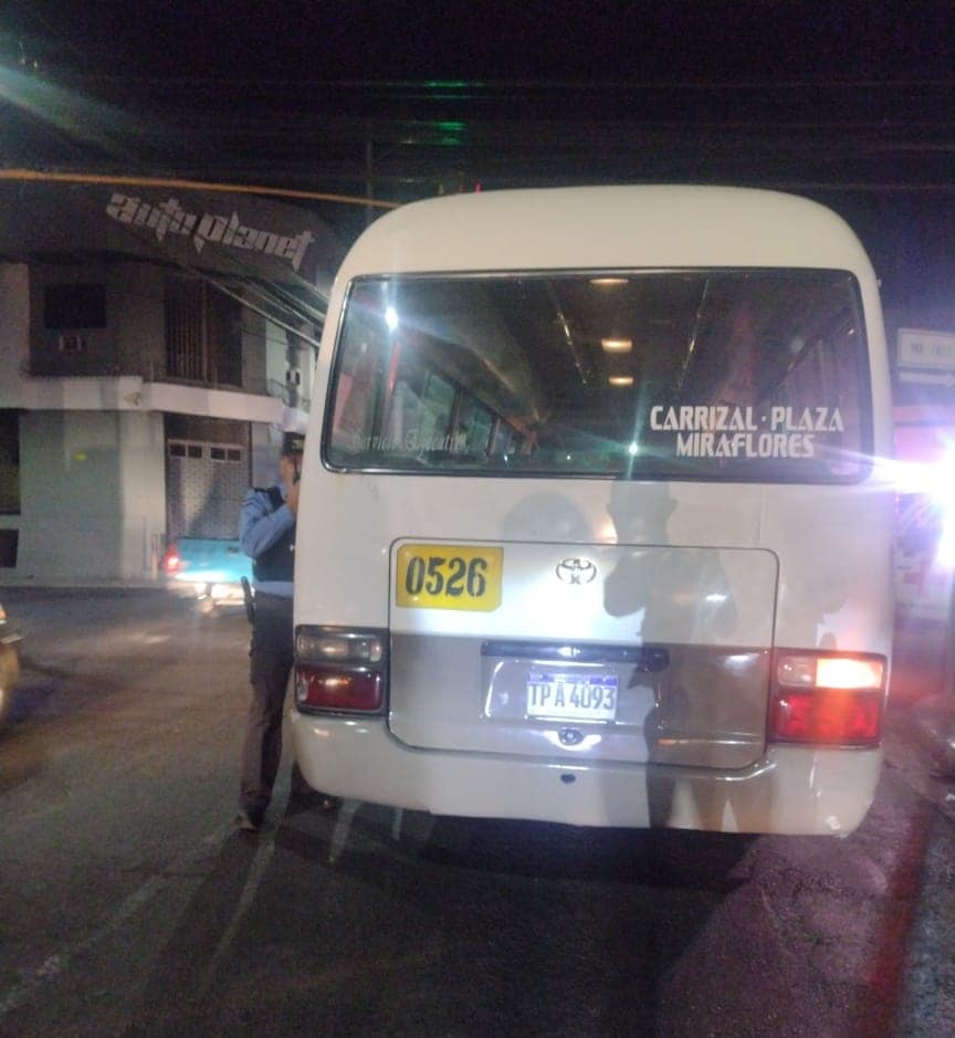 asaltantes le quitan la vida a joven en bus 
