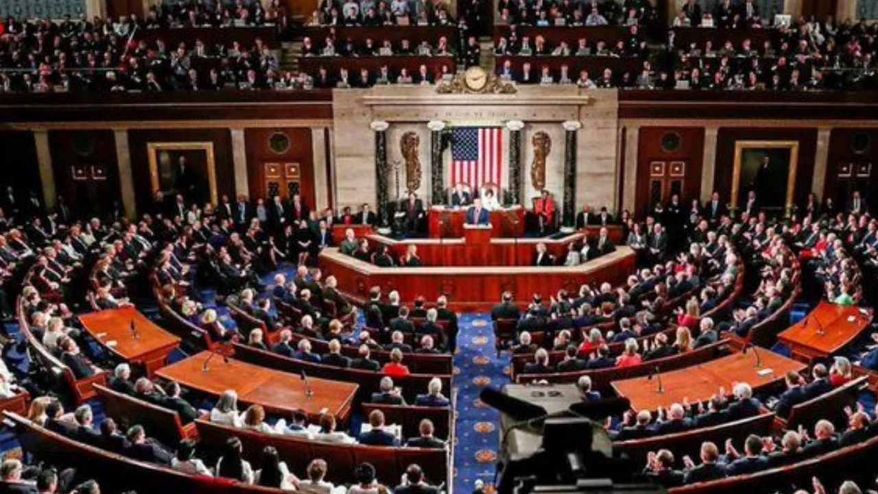 Los republicanos de la Cámara Baja de EE.UU. rechazan el acuerdo migratorio del Senado