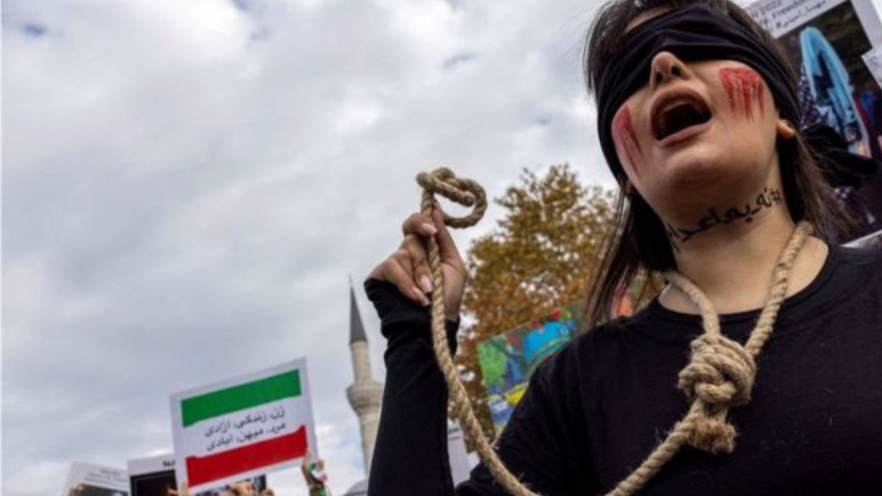 Un tribunal de Yemen condena a muerte a 13 personas por homosexualidad