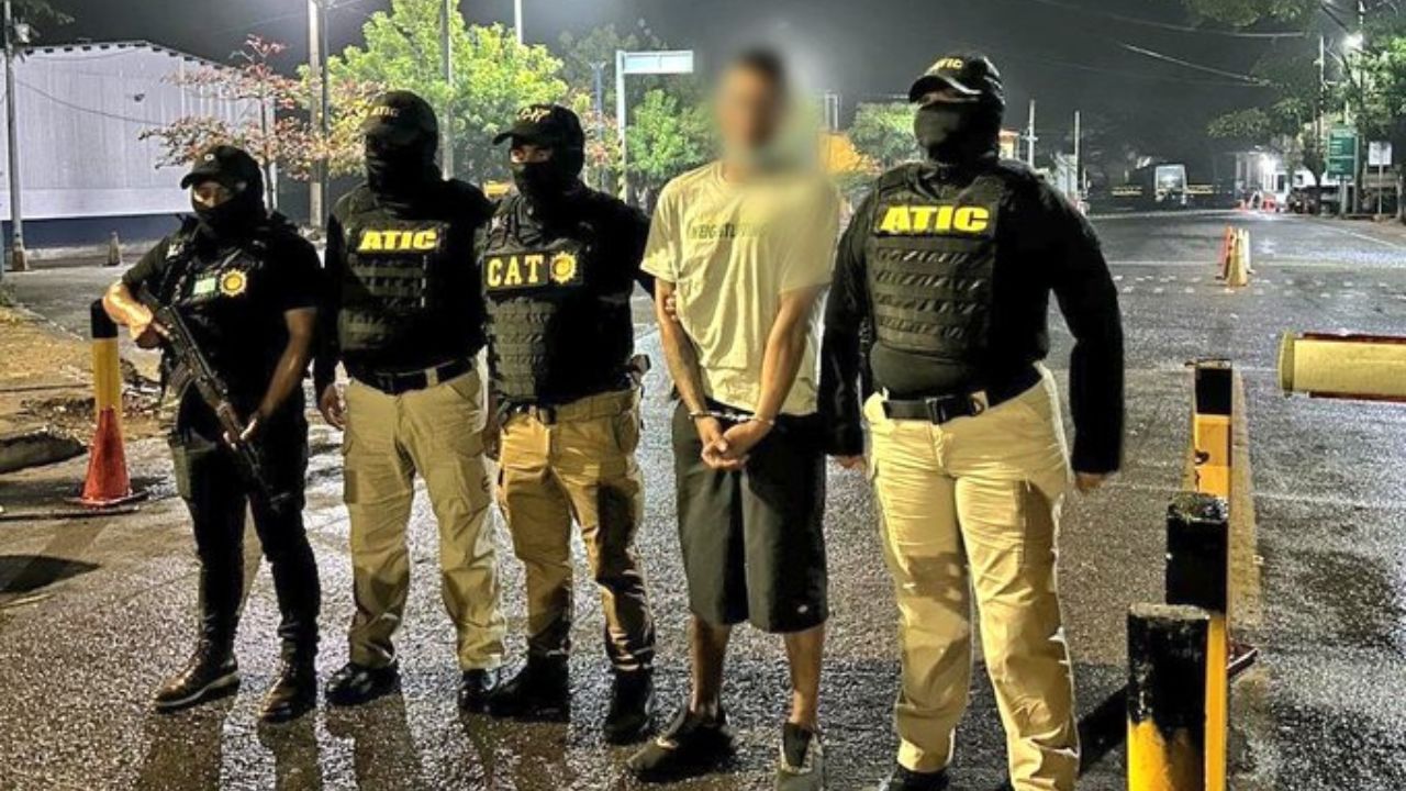 Retornan a Honduras a presunto marero que insultó a policías en México