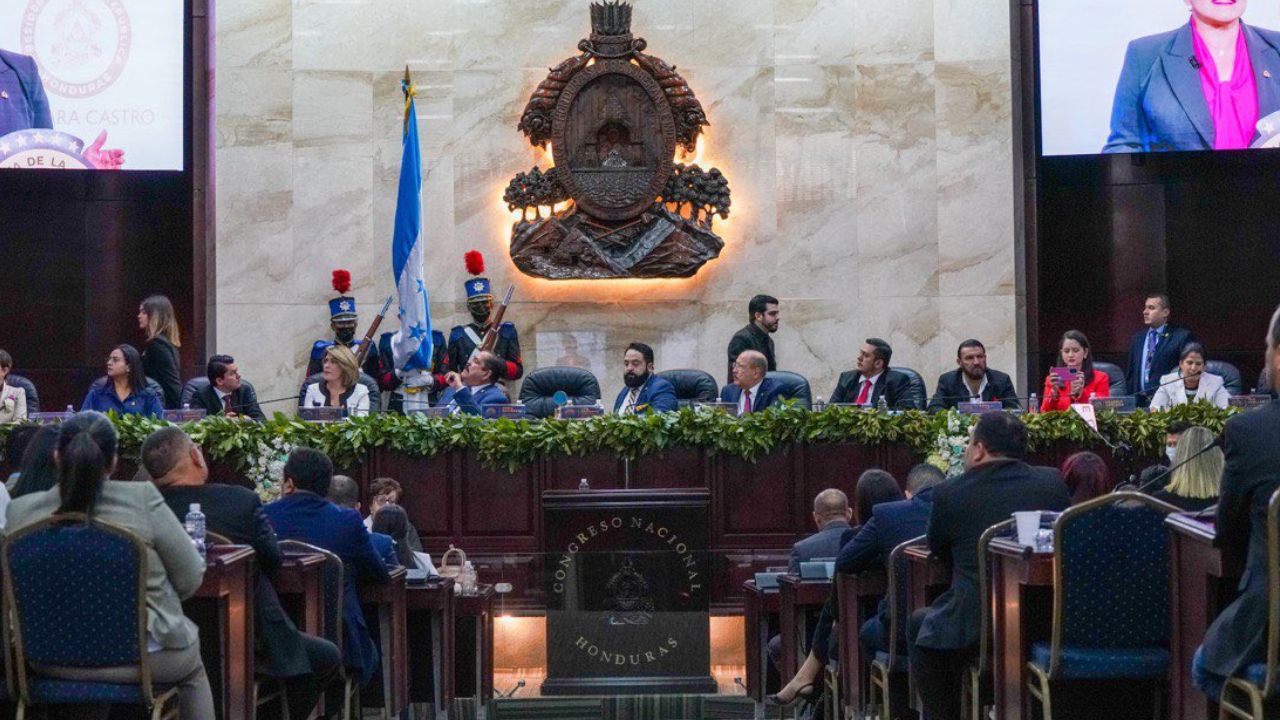 Proponen en el CN quitarle la personería jurídica a partidos políticos por corrupción y narcotráfico