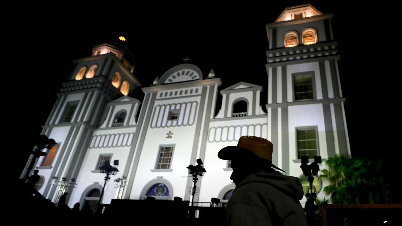 Devoción por la Virgen de Suyapa, patrona de Honduras, mueve a miles de personas