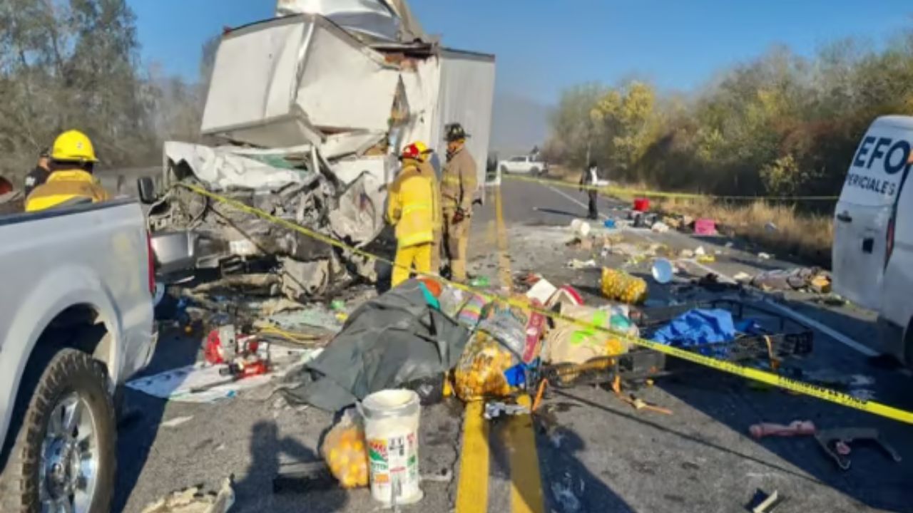 Ocho personas mueren en accidente carretero en México