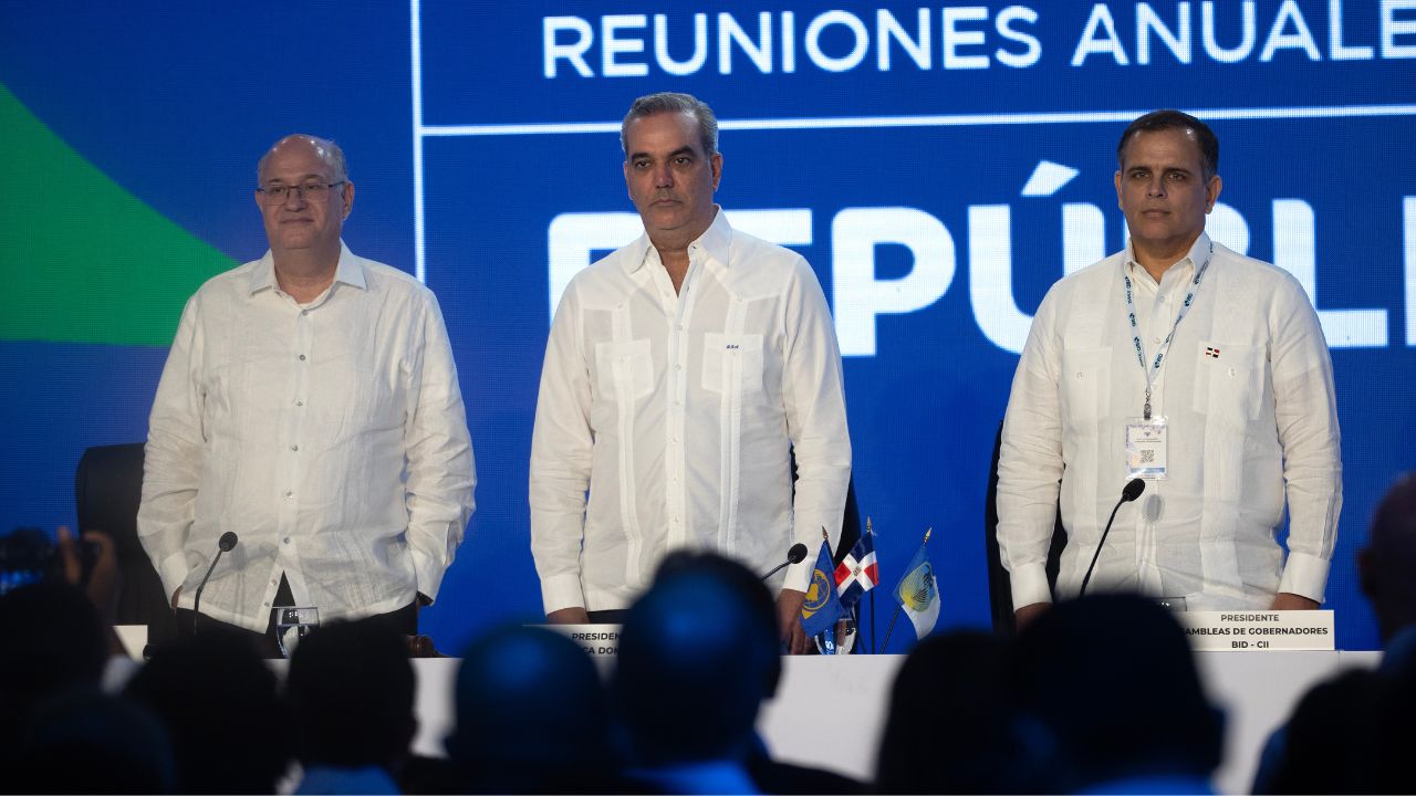 La primera sesión plenaria de la asamblea anual del BID elige un nuevo presidente