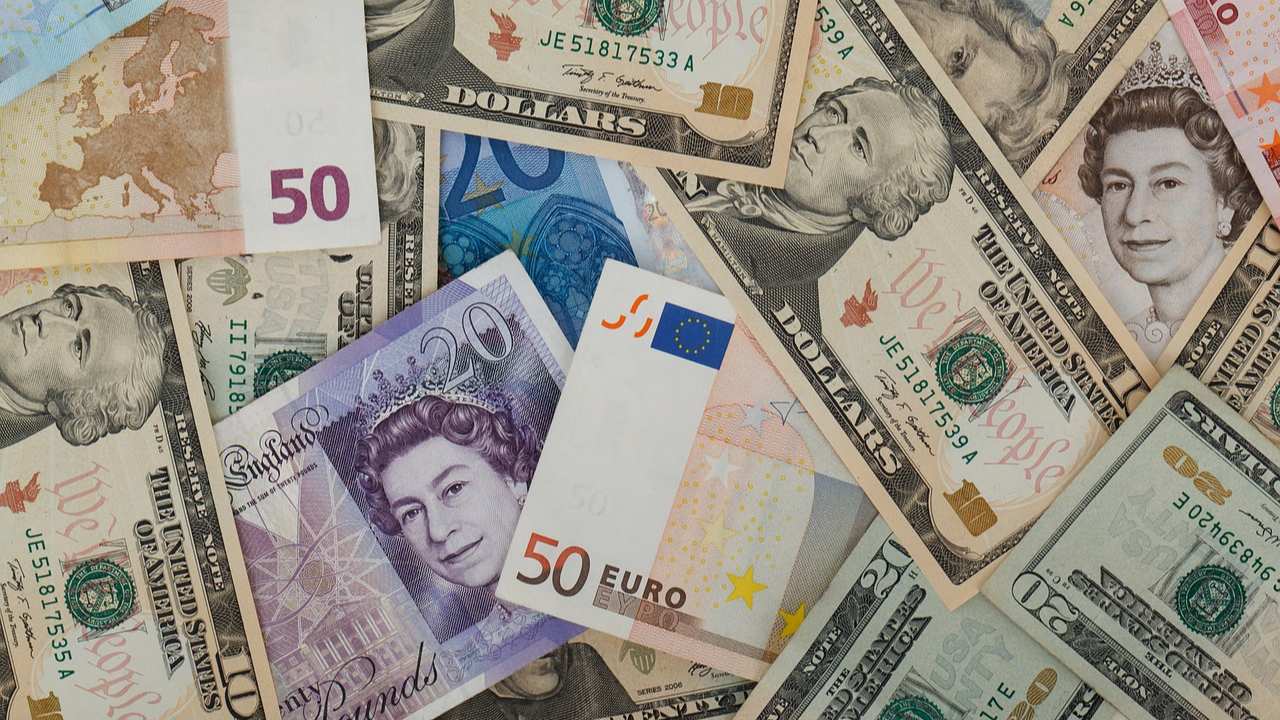 El euro cae hasta los 1,092 dólares tras repuntar la inflación en EE.UU