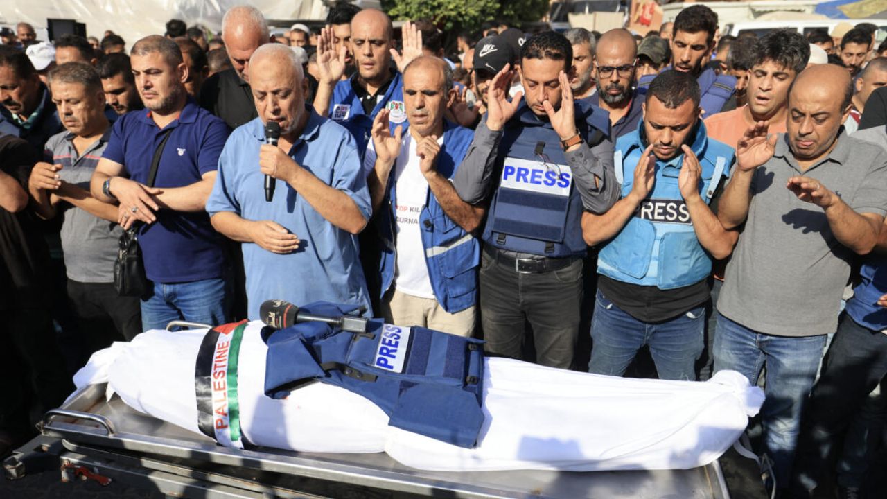 Al menos 103 periodistas asesinados en Gaza en cinco meses, 22 durante su trabajo