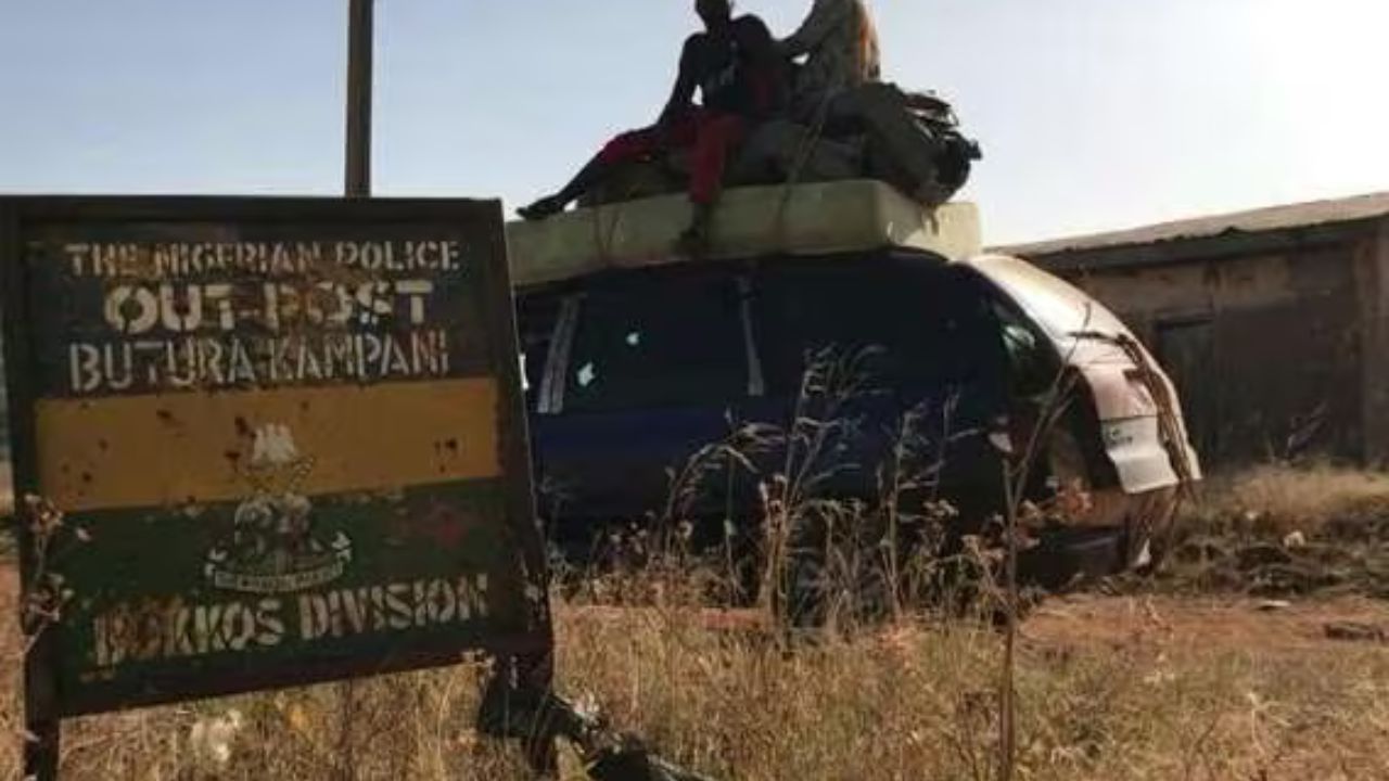 Más de 280 estudiantes están desaparecidos en secuestro masivo en Nigeria