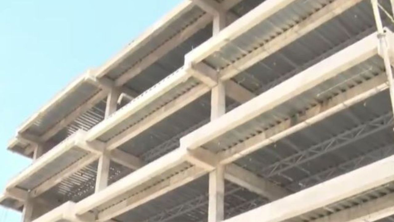 Joven hondureño muere al caer del quinto piso de edificio en construcción donde trabajaba