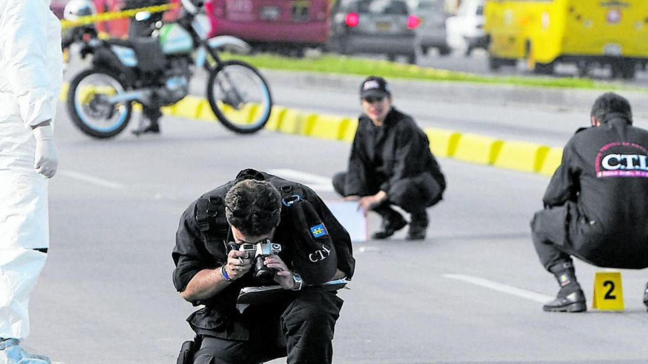 Captan a sicarios disparar por error a jóvenes que estaban frente a casa de su objetivo