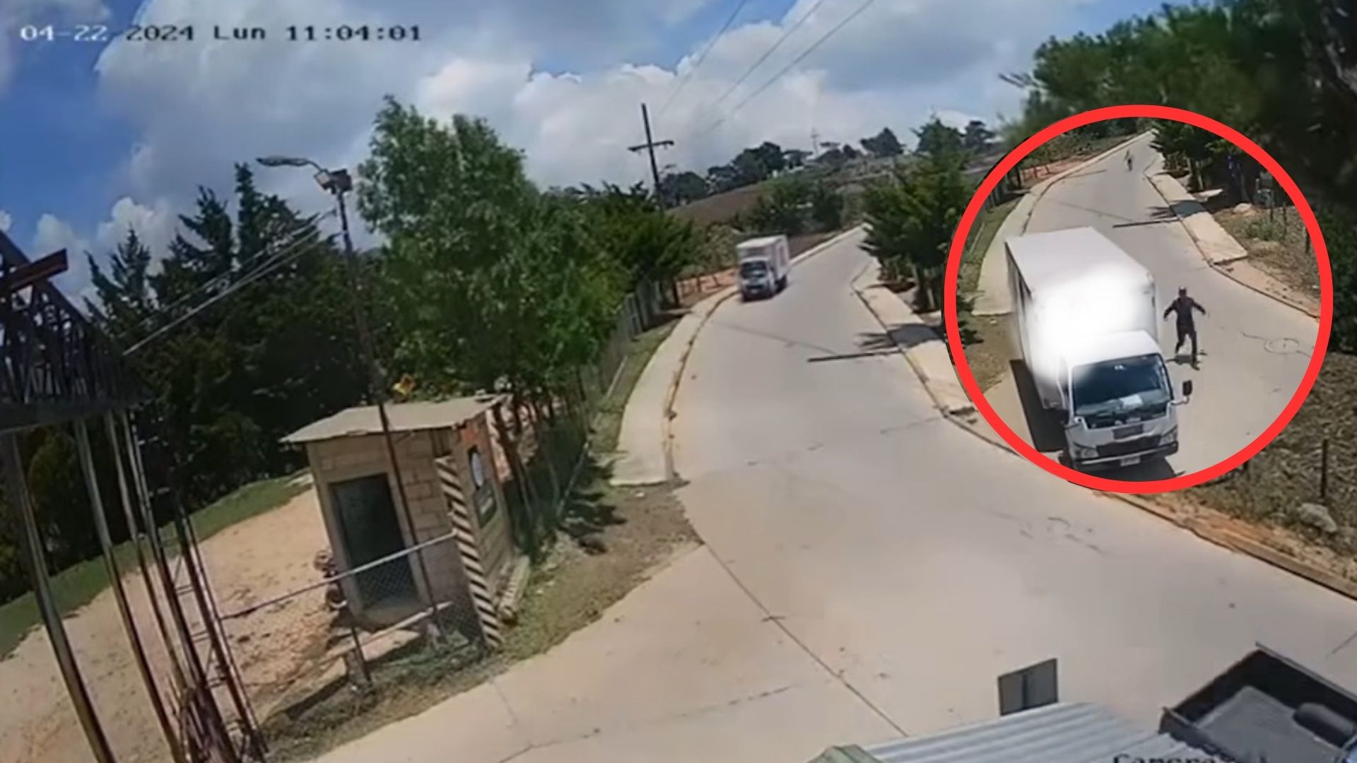 VIDEO: Camión repartidor sin freno causa accidente en Ocotepeque