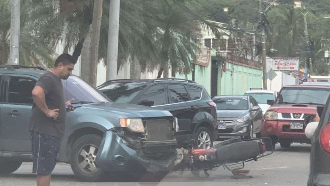 Dos motociclistas que iban para su trabajo mueren embestidos por camioneta en SPS