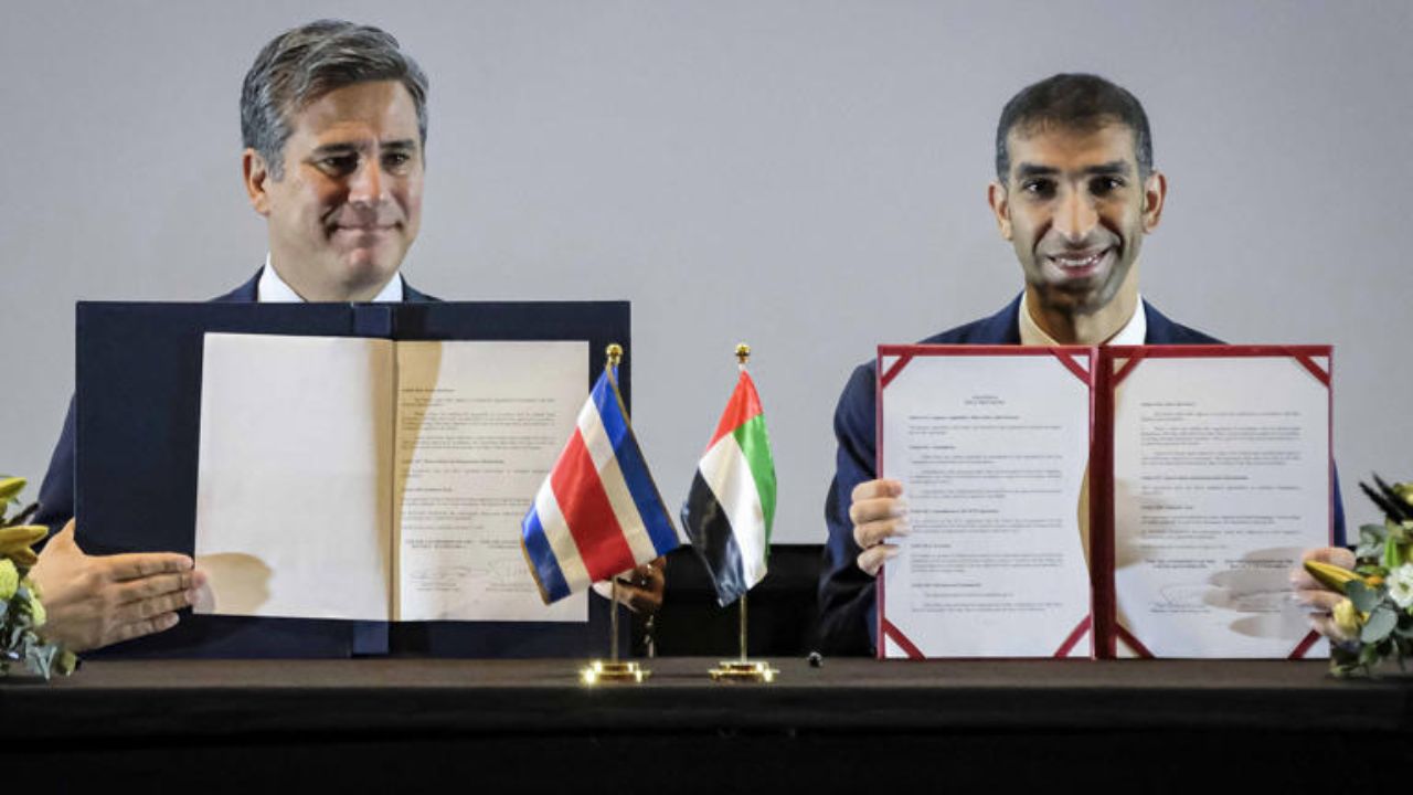 Costa Rica apunta a mercados en Asia y Medio Oriente para afianzar su apertura comercial
