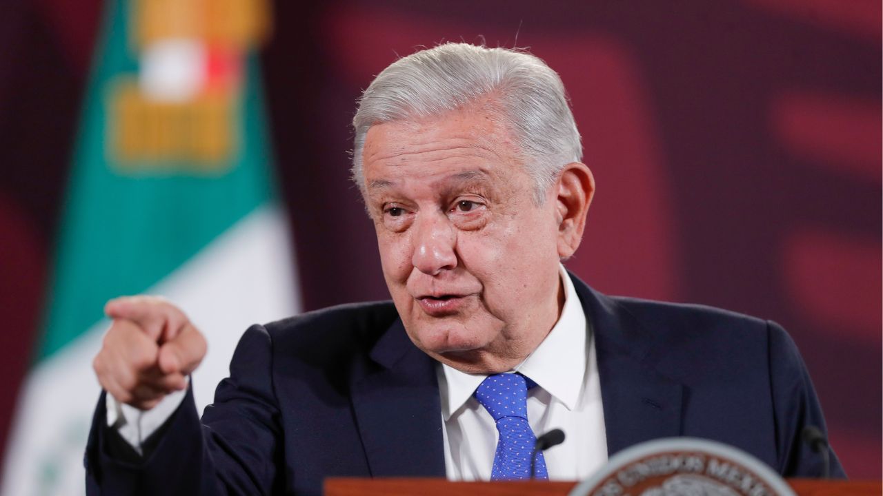 López Obrador defiende a su hijo tras un reporte de corrupción en minas del sur de México