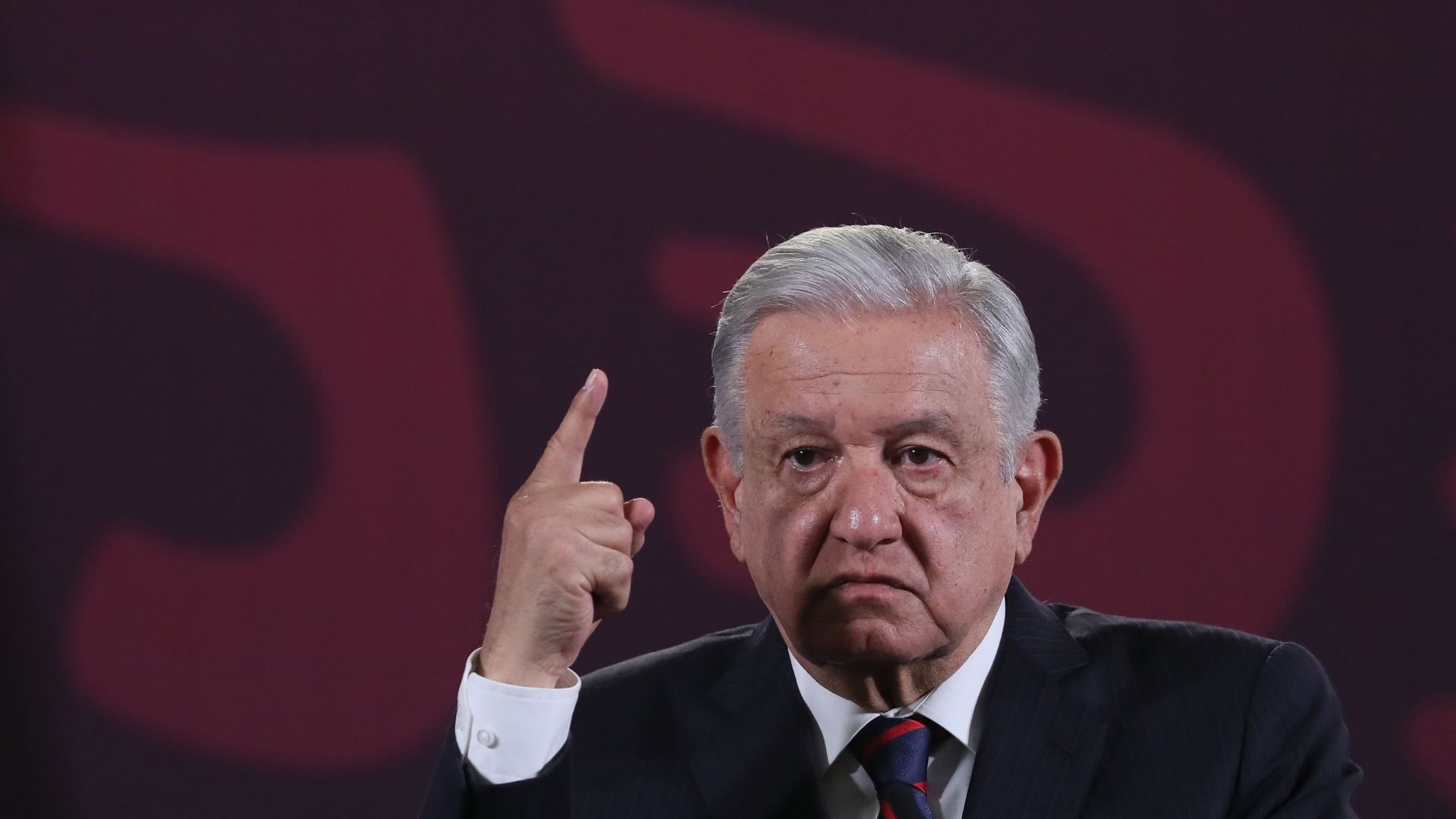 López Obrador dice que 'todos' los países de Celac apoyan a México en crisis con Ecuador