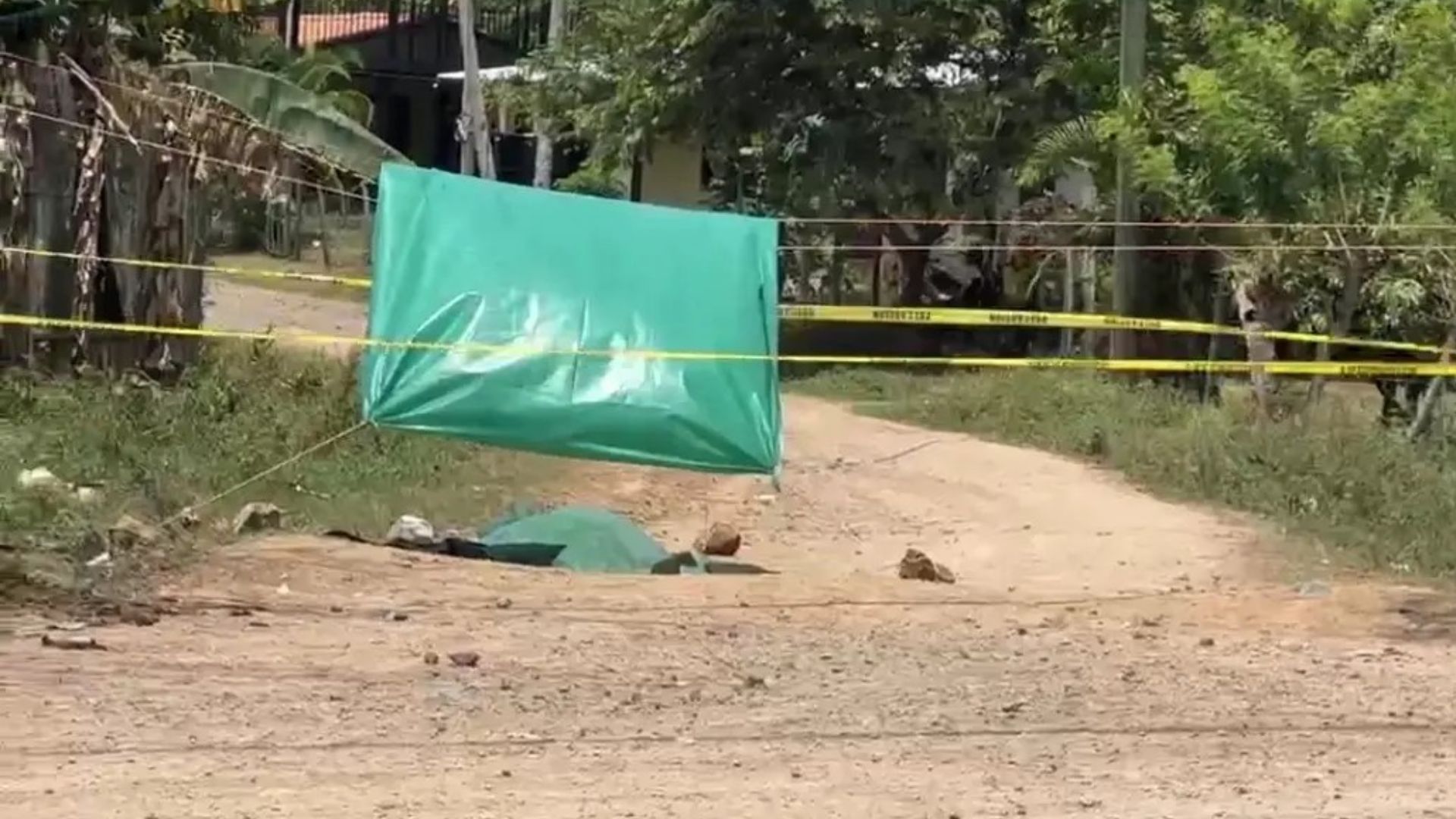 A pedradas matan a hombre en calle de tierra de Santa Cruz de Yojoa
