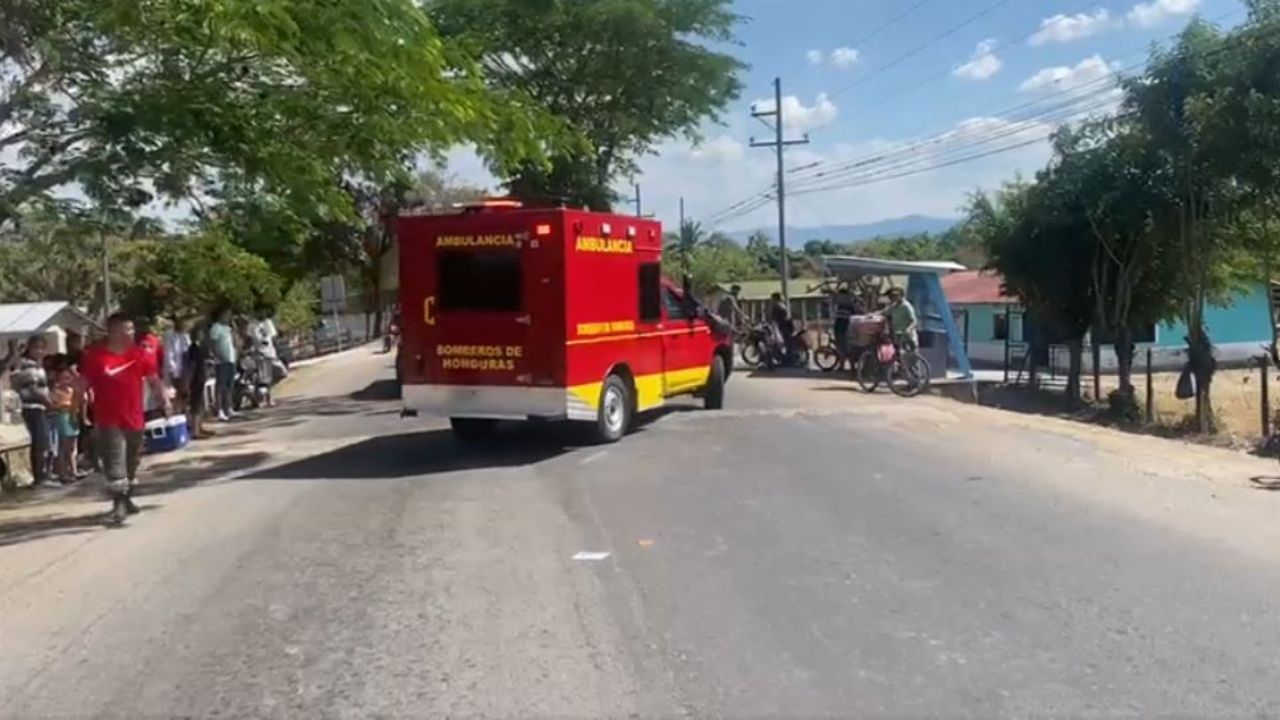 Identifican a seis arrollados, incluidos menores cuando esperaban bus en Talanga