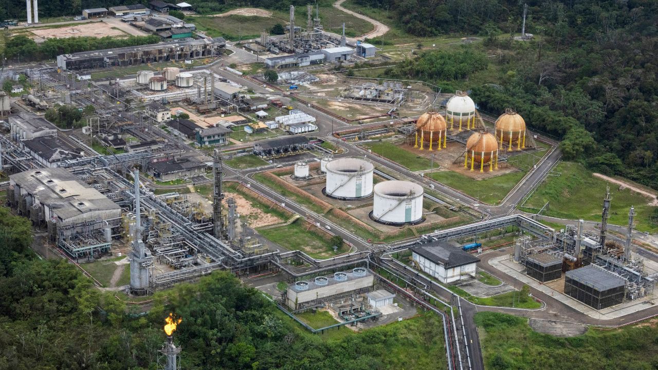 Brasil aumenta su producción de gas y petróleo y señala al carbón como 'el enemigo real'