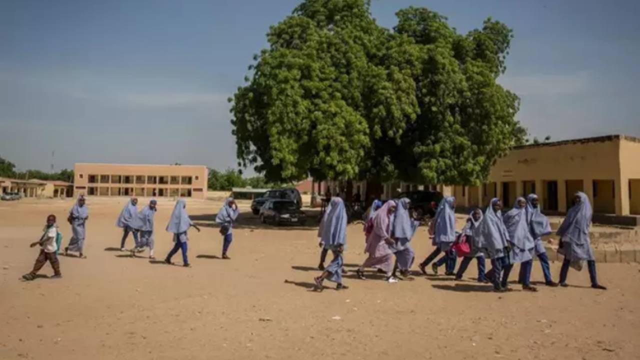 Más de 15 millones de niños pasan hambre en Nigeria, según Save The Children