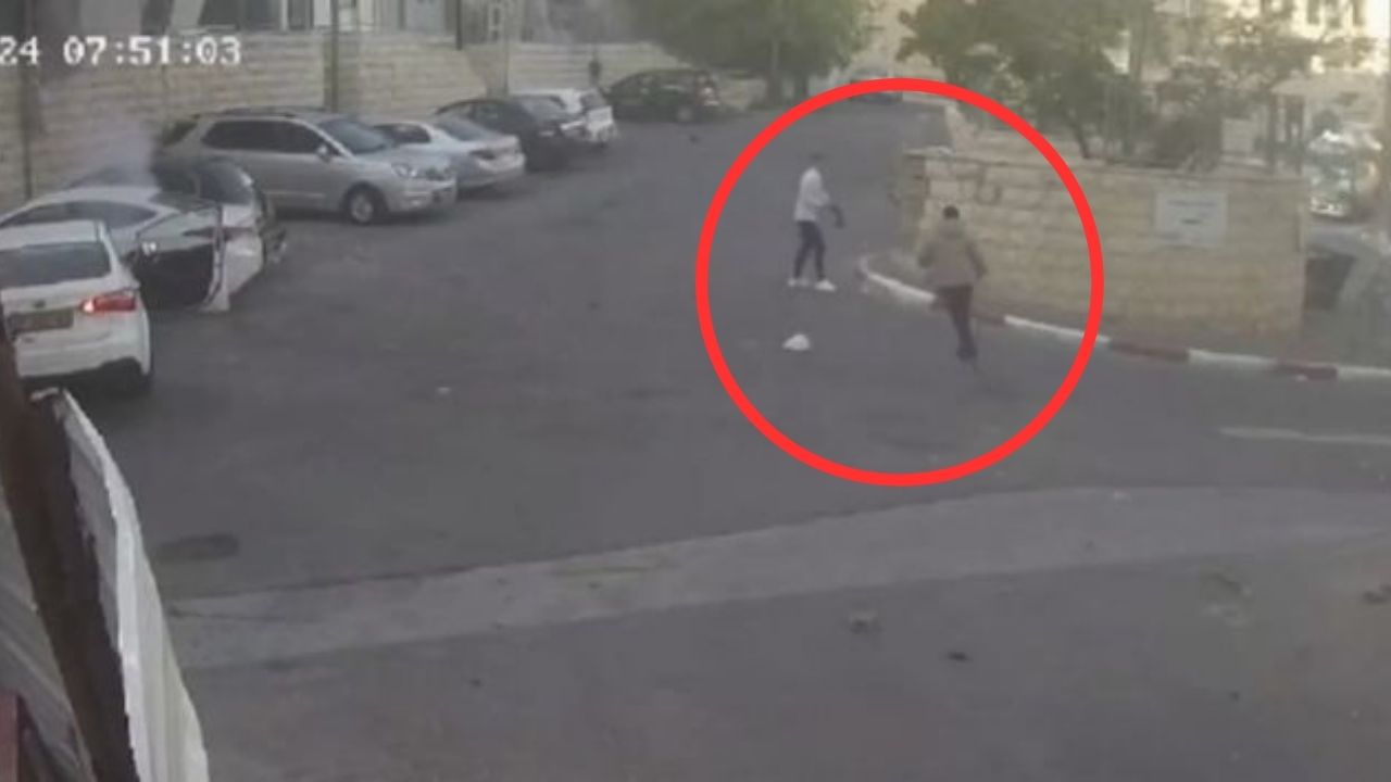 VIDEO: sicarios atropellan a víctimas y al intentar rematarlos se les traban las armas