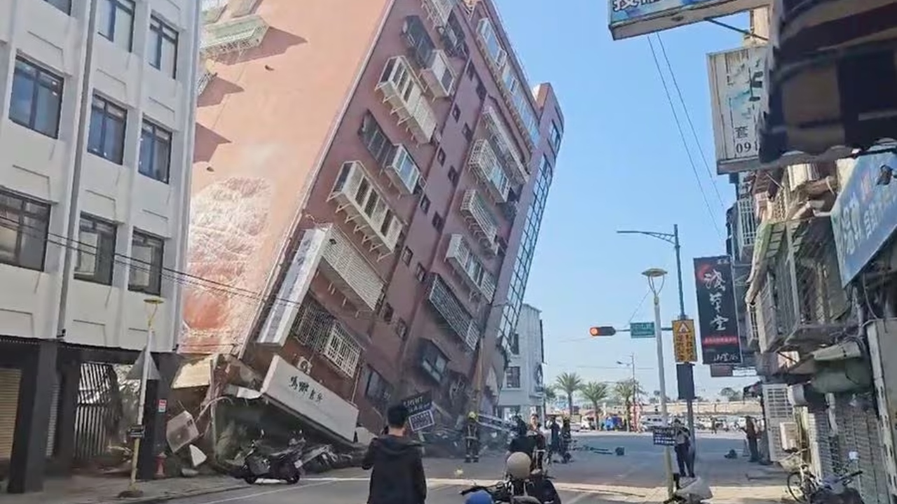 Taiwán mantiene búsqueda de más de 600 personas atrapadas o desaparecidas tras el sismo