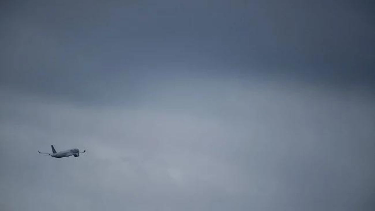 Desaparece avión en Venezuela con ocho personas a bordo