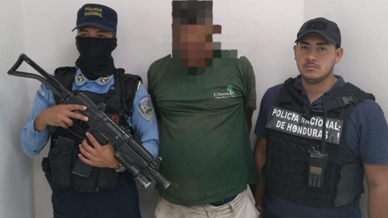 Joven se abalanzó sobre su hermano para evitar que matara a su padre en Yoro