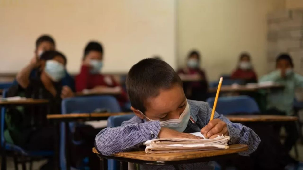 Crisis educativa en América Latina fue agravada por pandemia y tardará 4 años en recuperarse: BM