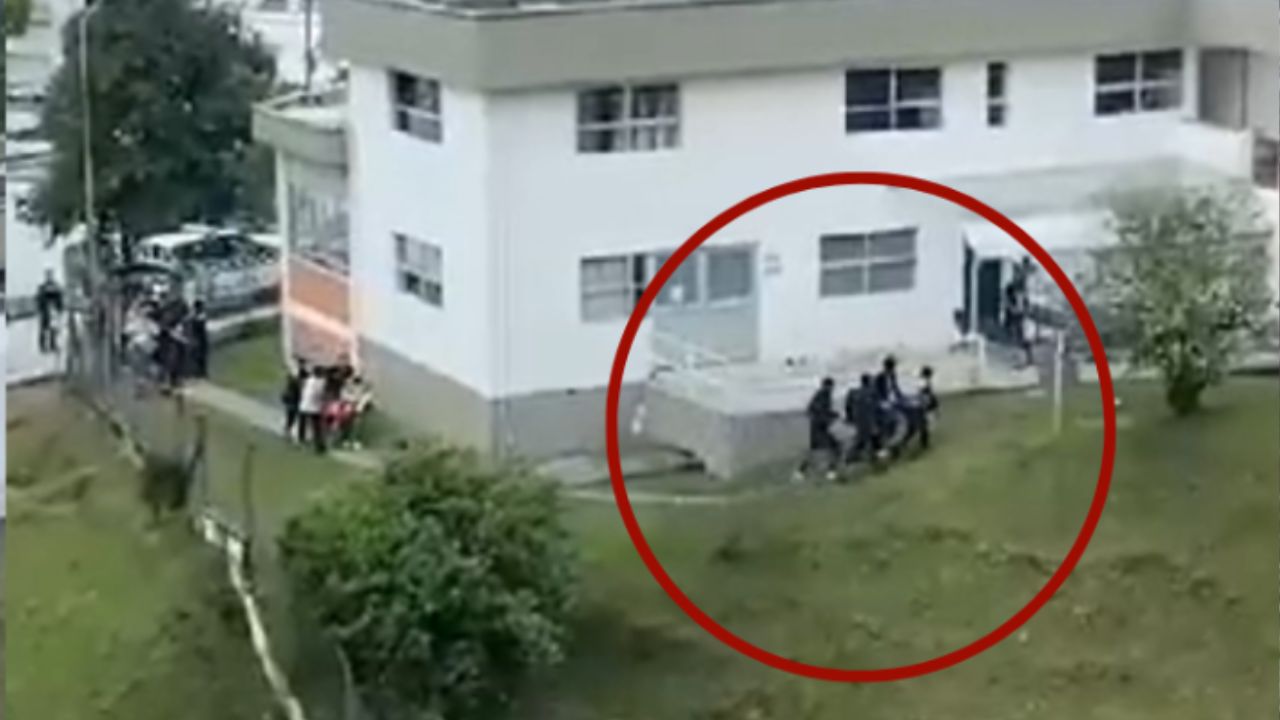 Estudiantes son impactados por rayo cuando estaban en recreo al aire libre