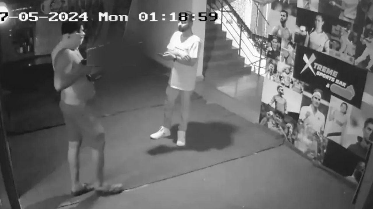 Cámara graba cuando hombre le quita la vida a DJ de un bar