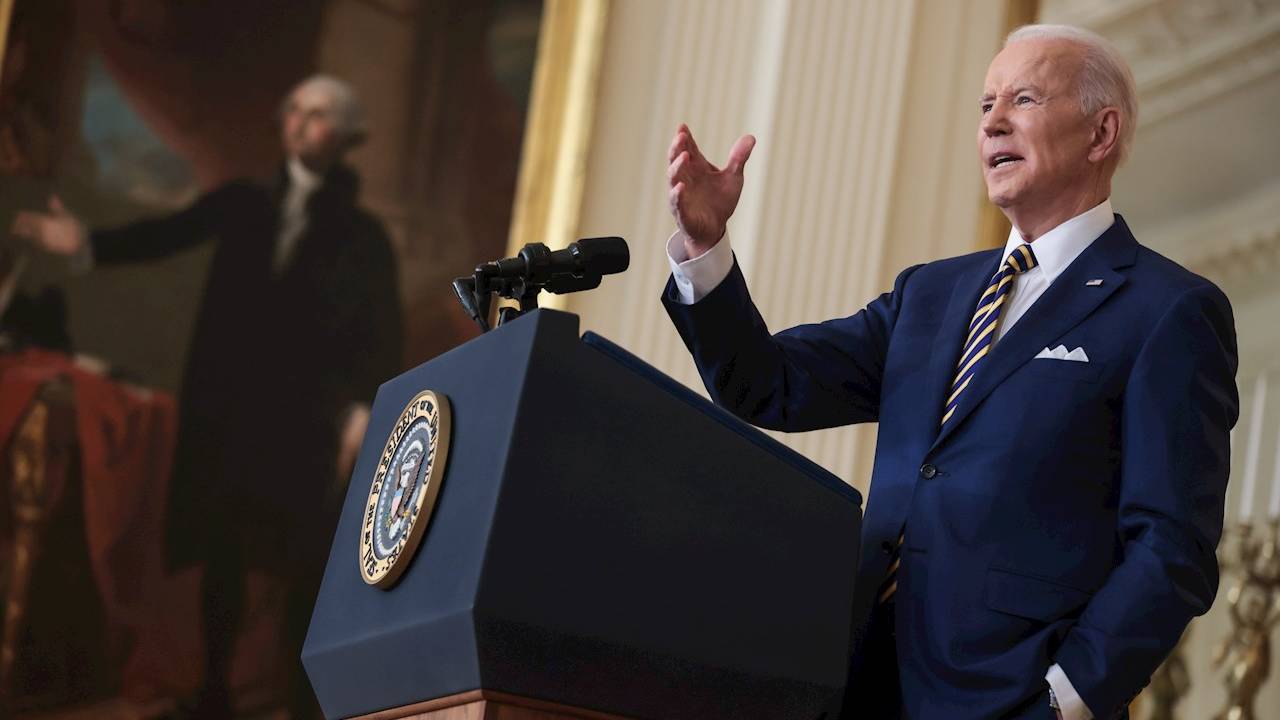 La campaña de Biden lanza un anuncio en español sobre el aborto para captar el voto latino