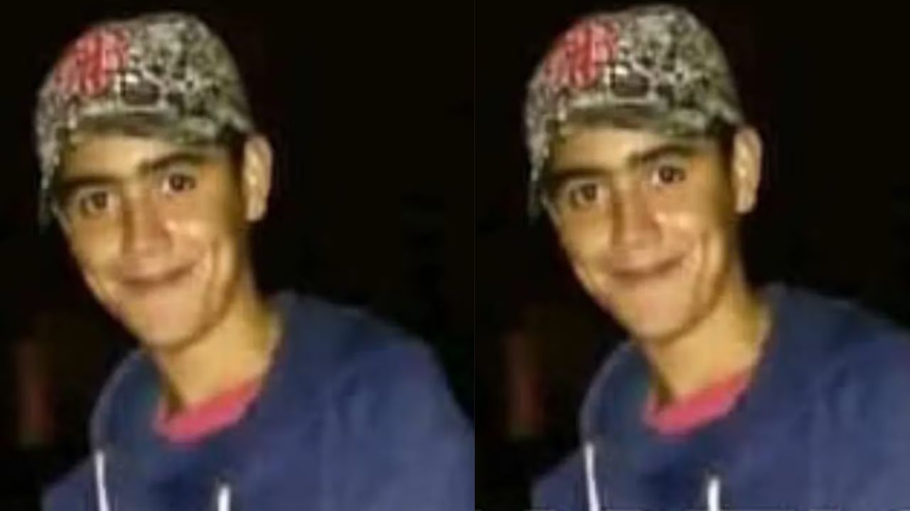 Madre entrega a hijos que mataron y enterraron a su amigo
