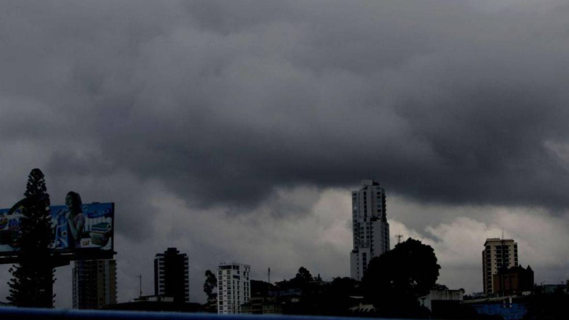 Pronostican lluvias en cuatro regiones de Honduras y continúan altas temperaturas