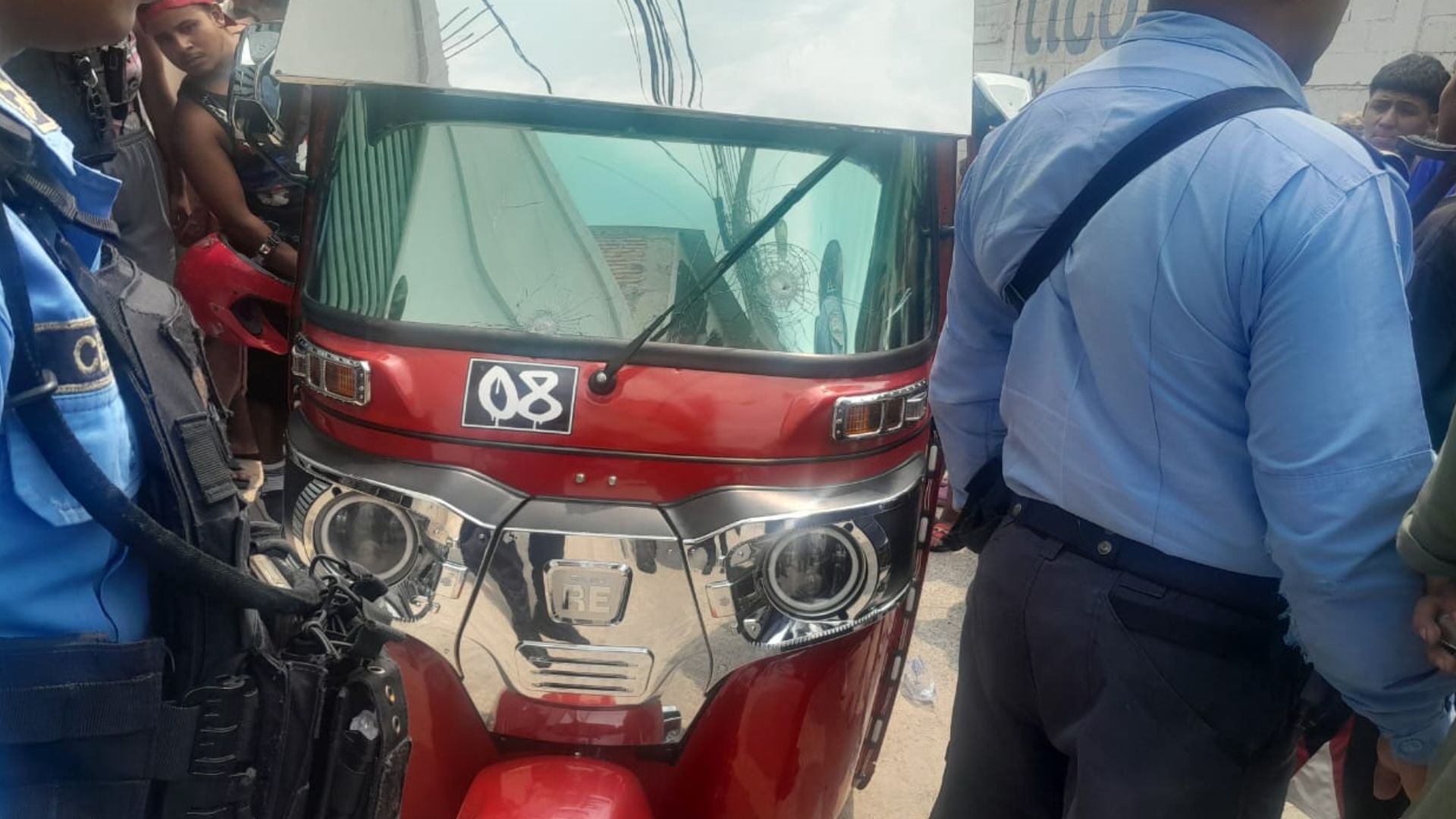 Matan a disparos a conductor de mototaxi en colonia capitalina