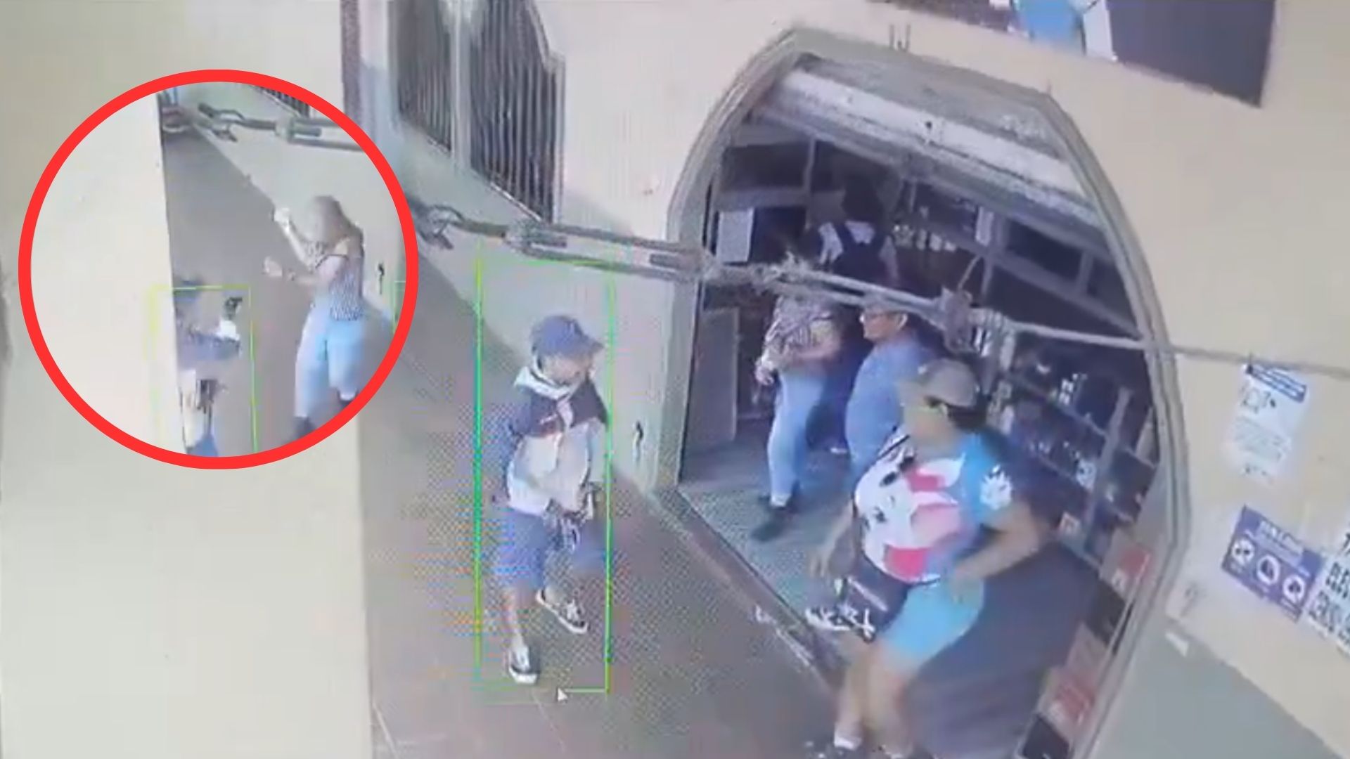 Cámara capta cuando mujer se enfrenta a ladrón y recibe un disparo en el corazón