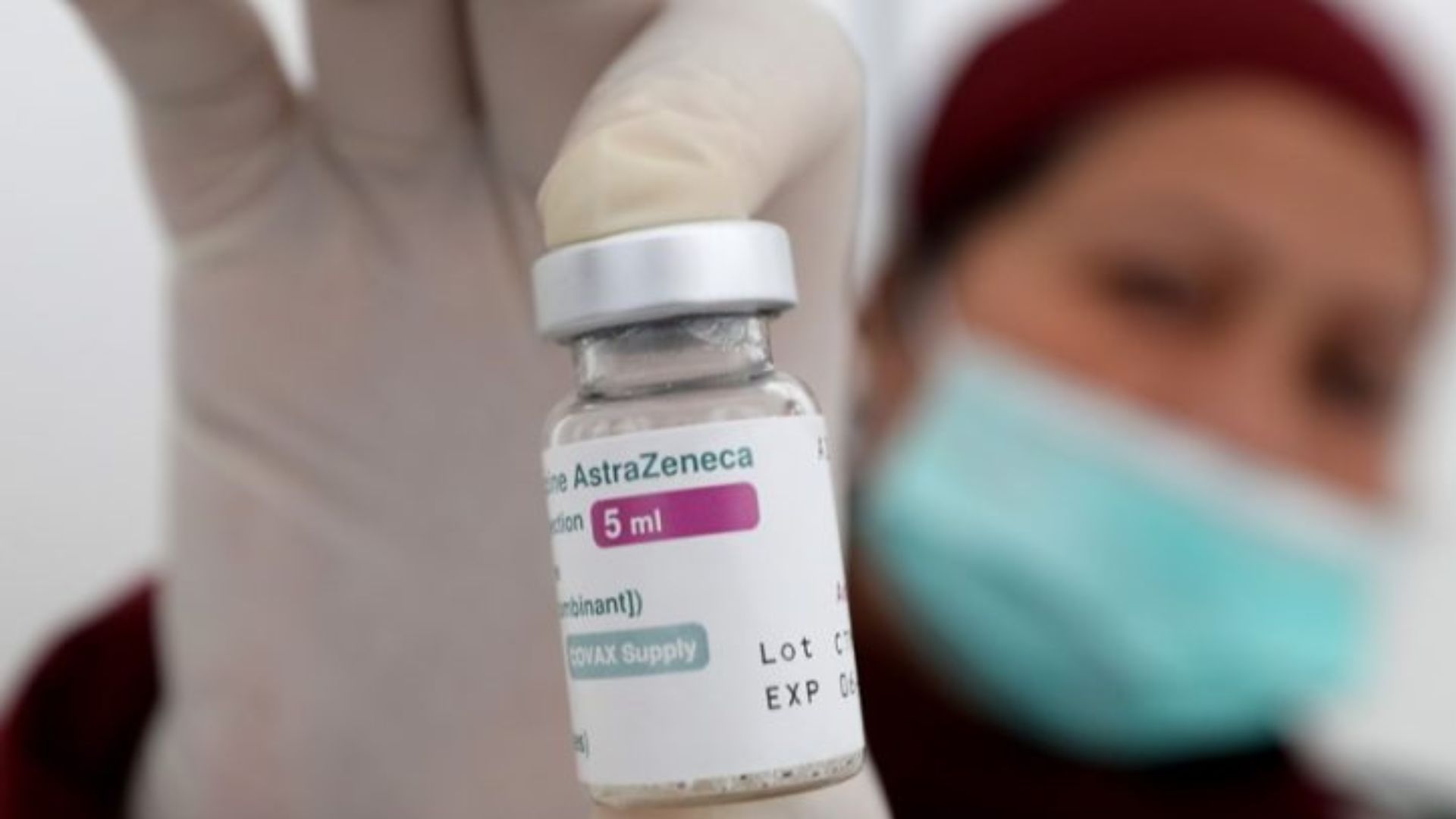 La vacuna contra la covid de AstraZeneca dejará de comercializarse mañana en Europa