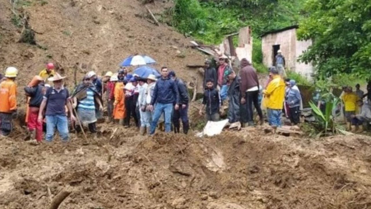 Cuatro miembros de una familia mueren en un derrumbe causado por las lluvias en Nicaragua