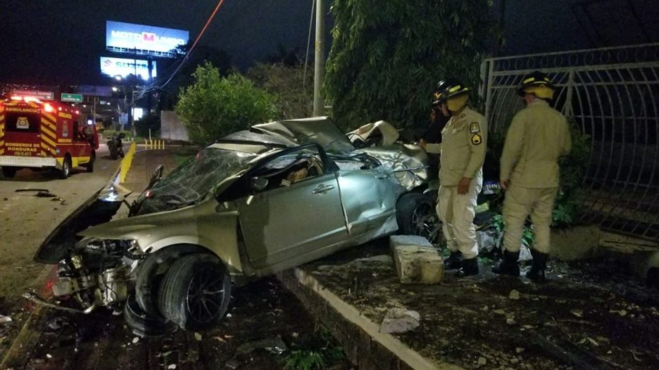 Ebria y sin licencia manejaba conductora que se accidentó en Tegucigalpa