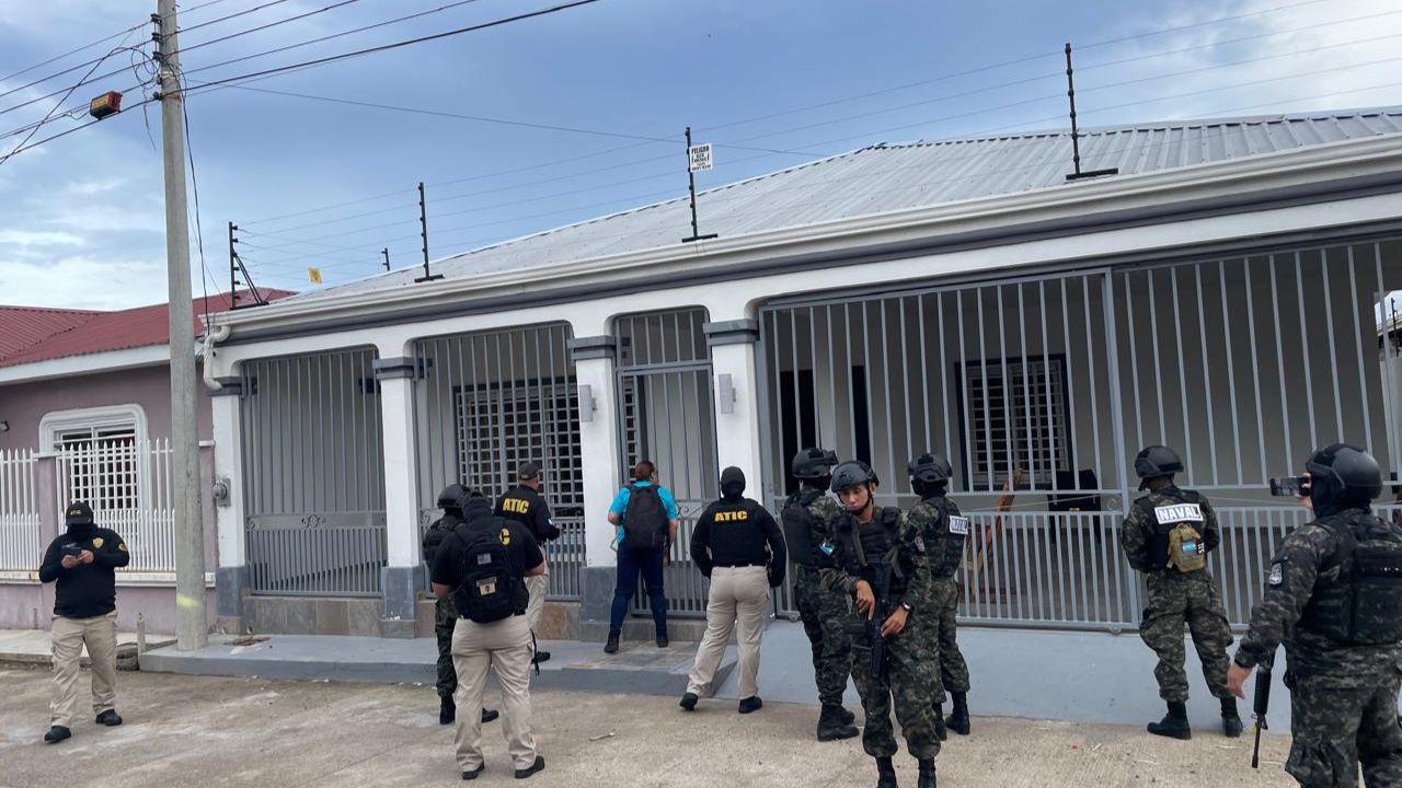 MP ejecuta allanamiento contra estructura criminal dirigida por hondureño, socio del Cartel del Golfo
