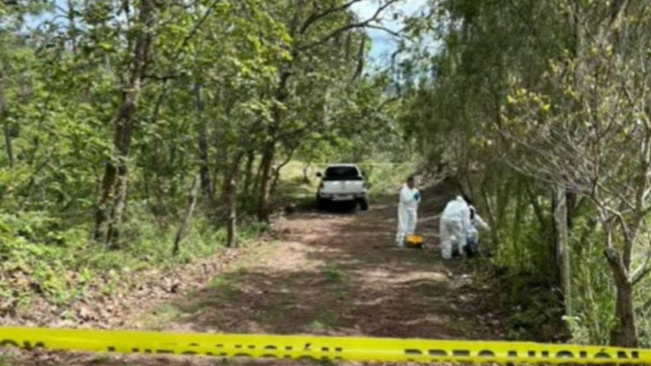 Hallan carro en que iban jóvenes desaparecidos en mudanza