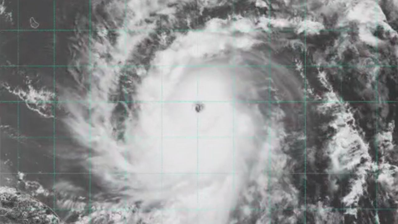 Trayectoria: Huracán Beryl ya es categoría 4