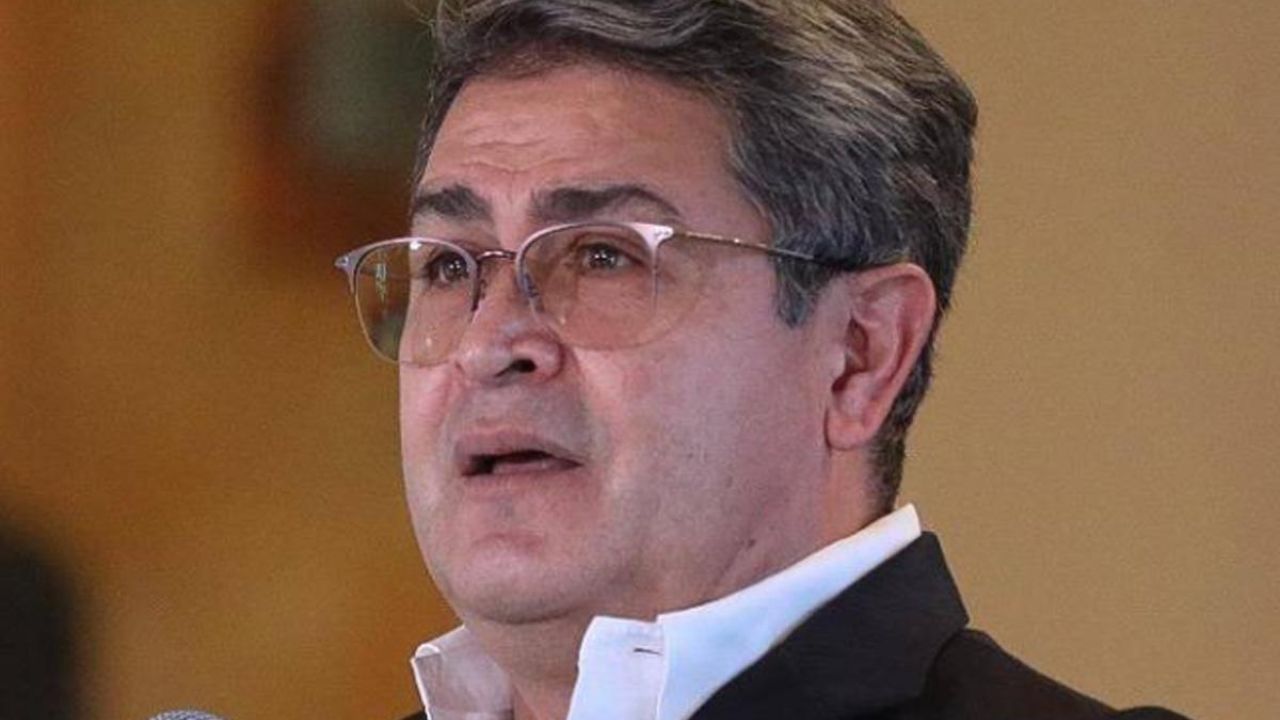 Fiscalía de Nueva York dice que JOH merece cadena perpetua por su 'conducta fría' durante desempeño en el narcotráfico