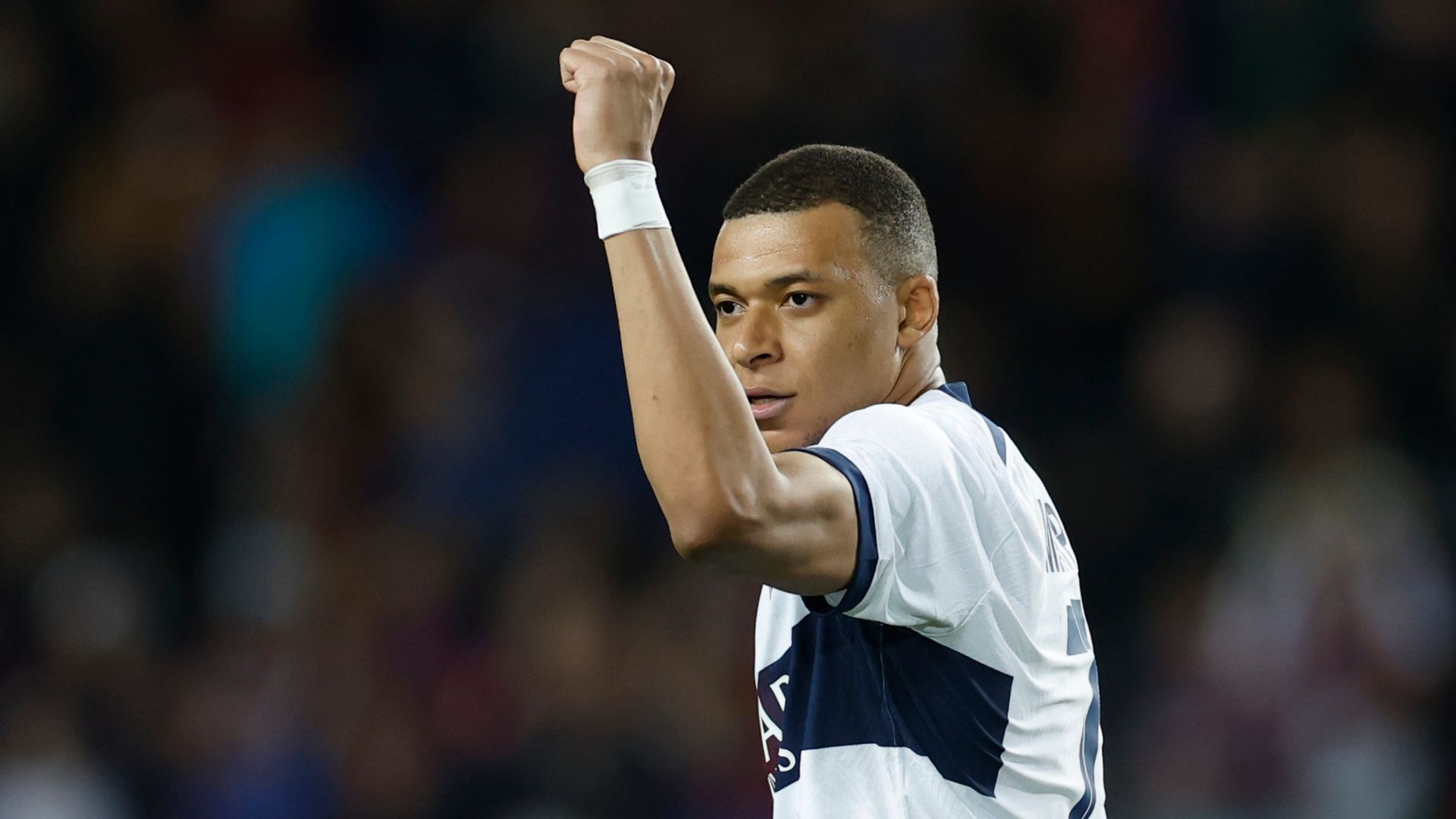 El Real Madrid anuncia el fichaje de Mbappé por cinco temporadas