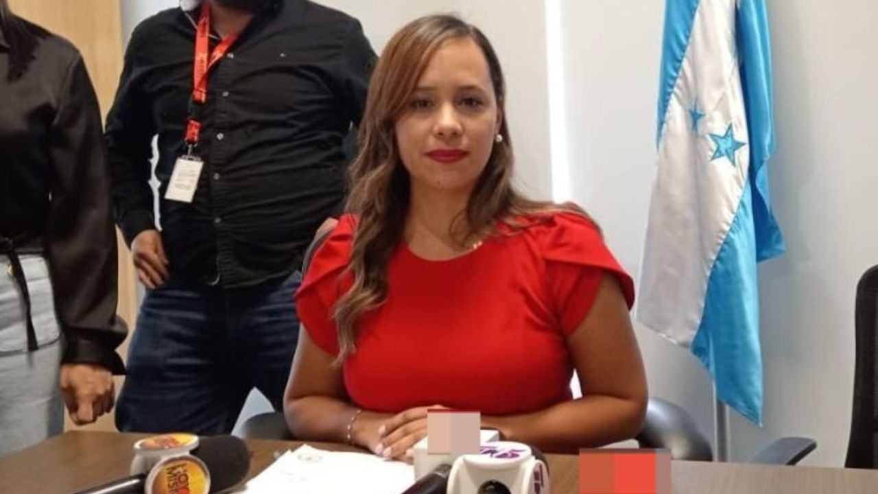 Junta Interventora destituye a Lucy Salgado como directora del IP