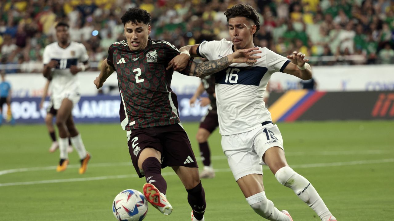 México empata sin goles con Ecuador y queda fuera de la Copa América
