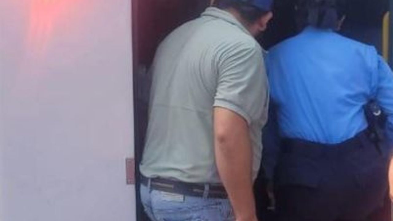 Mujer en Copán en cuidados intensivos al ingerir cocaína para evitar ser detenida