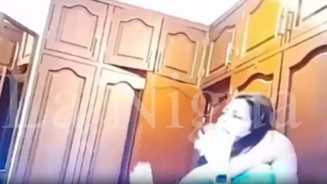 Mujer graba y expone a su esposo golpeándola por un malentendido