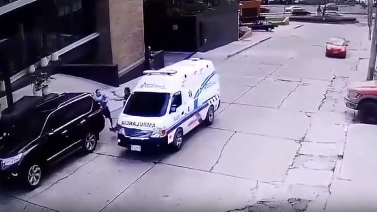 Graban cuando empresario es secuestrado en Bogotá, pero se lanza de carro en marcha