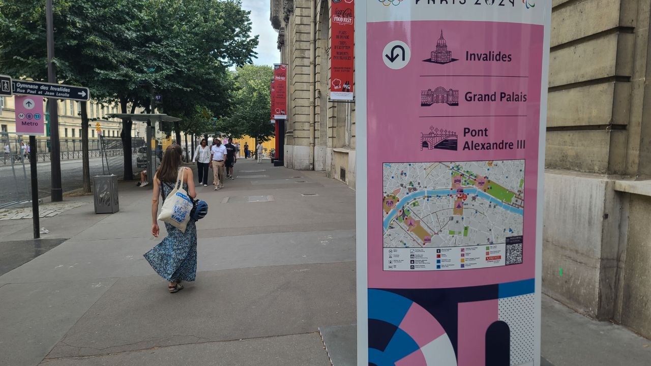 Los turistas desertaron de París antes de los Juegos y los parisinos en parte también