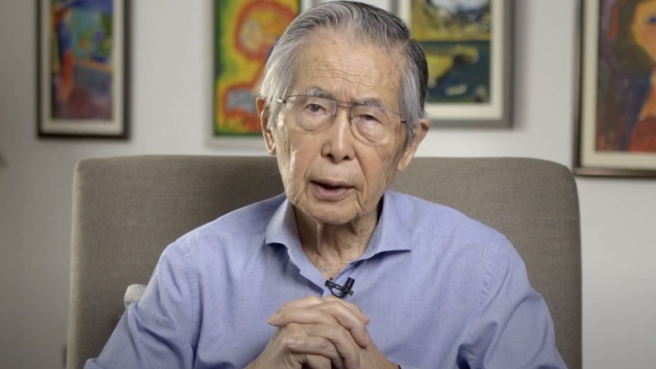 Alberto Fujimori será candidato a la Presidencia de Perú, anuncia su hija Keiko